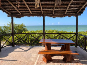 Casa frente al mar, 6 Personas, Terraza y Bar con acceso al mar